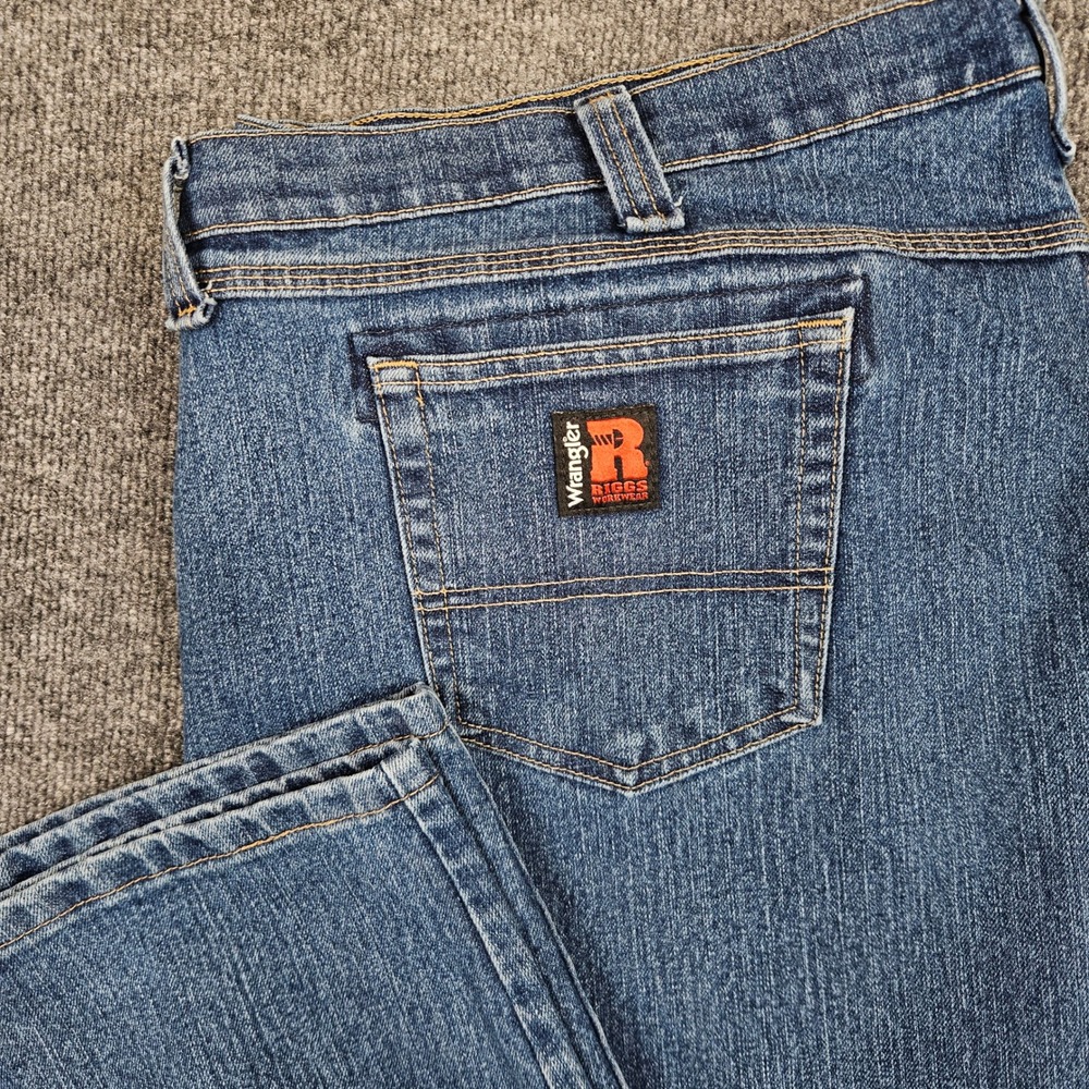 Wrangler‎ Riggs Workwear Jeans Men's 52x32 Denim Straight Relaxed Fit Dark Wash